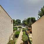 公寓 A Saint-cyr-sur-mer Avec Terrasse Et Parking Prive - Fr-1-770-74