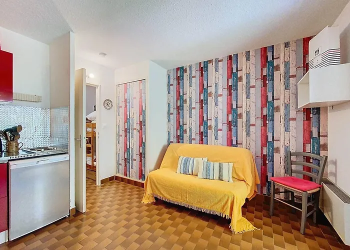 A Saint-cyr-sur-mer Avec Terrasse Et Parking Prive - Fr-1-770-74 شقة *